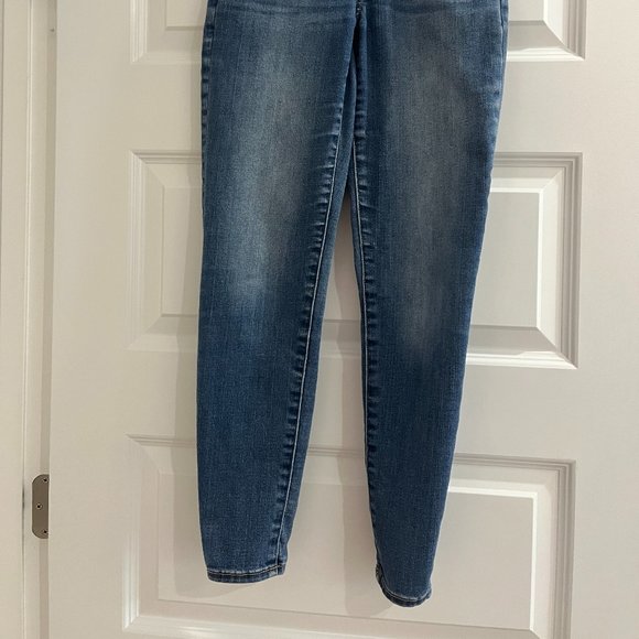 American Eagle Jeans - Picture 4 of 4